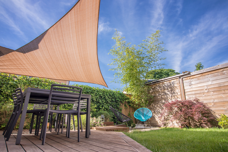 professional gardeners garden